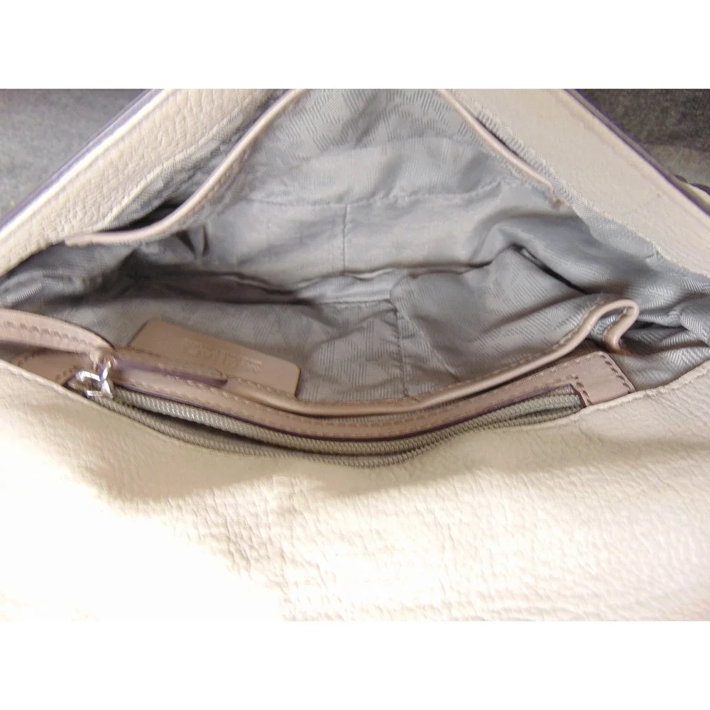 Michael Kors Bedford Flap Crossbody Bag Beige Pebbled Leather 30T6TE2M3L‎ Tassel
